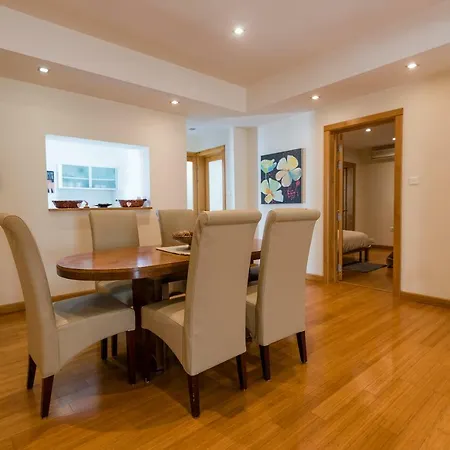 Central High End - 3 Bedroom - Sleeps 8