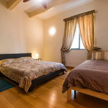 Central High End - 3 Bedroom - Sleeps 8 Διαμέρισμα Σλιέμα